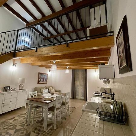 Апартаменты A Casa Di Dora Бари Экстерьер фото