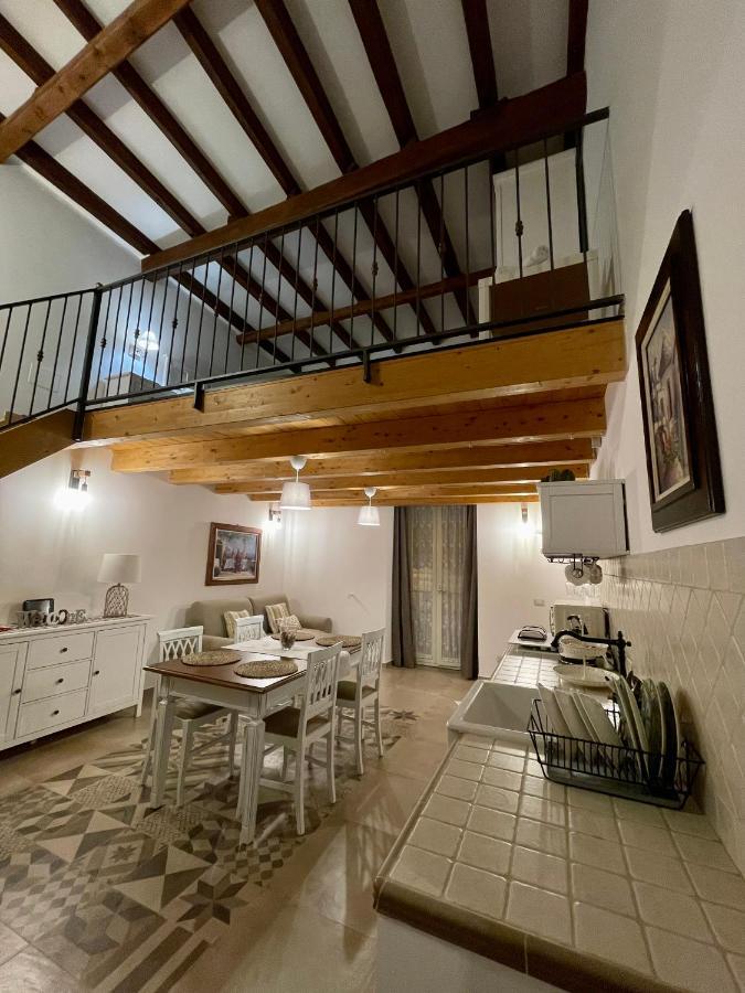 Апартаменты A Casa Di Dora Бари Экстерьер фото